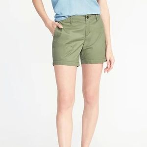 Mid-Rise Everyday Twill Shorts For Women